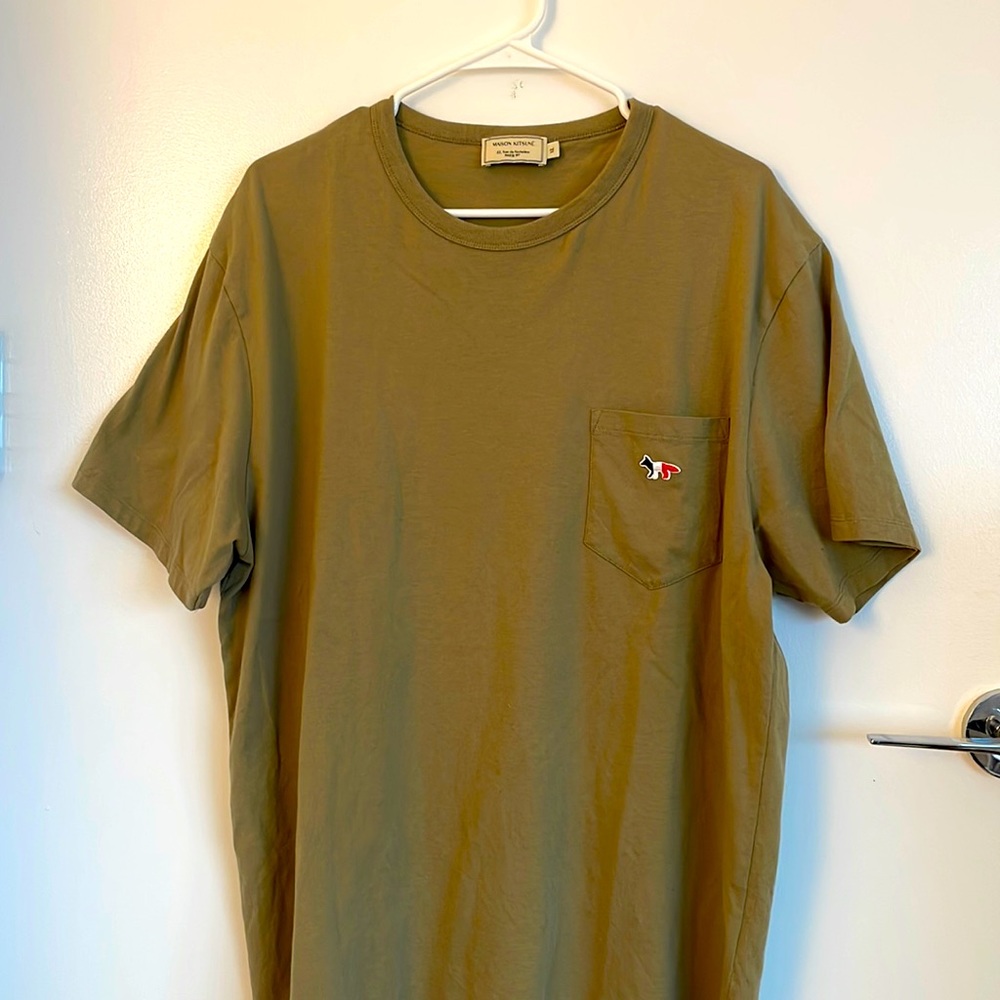 Maison Kitsune tri-fox logo pocket t shirt size XL